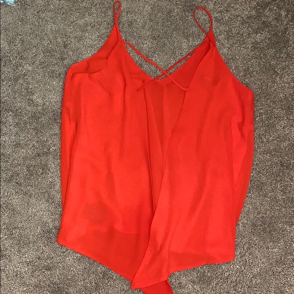 criss cross open backed flowy tank! - Picture 2 of 2